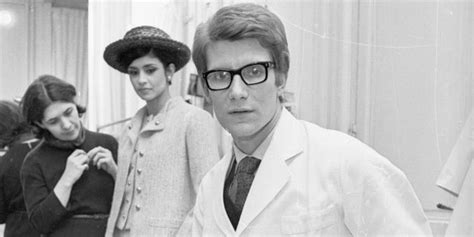 nuovo stilista di yves saint laurent|La straordinaria mostra dedicata a Yves Saint Laurent a Parigi.